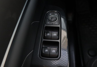 Подержанный автомобиль Haval M6 2024 года (14 фото)
