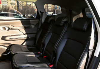 Подержанный автомобиль Geely Okavango 2022 года (19 фото)