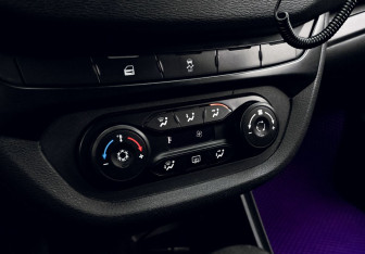 Подержанный автомобиль LADA (ВАЗ) Vesta Sedan 2019 года (13 фото)
