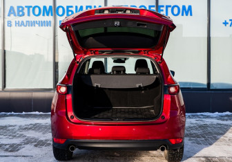 Подержанный автомобиль Mazda CX-5 2018 года (21 фото)