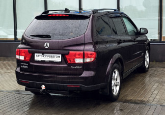 Подержанный автомобиль SsangYong Kyron 2011 года (5 фото)