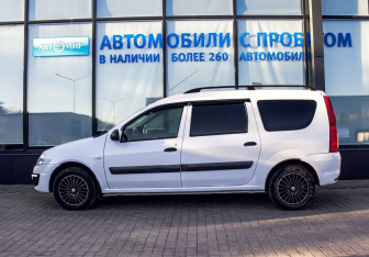 Подержанный автомобиль LADA (ВАЗ) Largus Wagon 2018 года (2 фото)