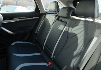 Новый Geely Atlas 2024 (17 фото)