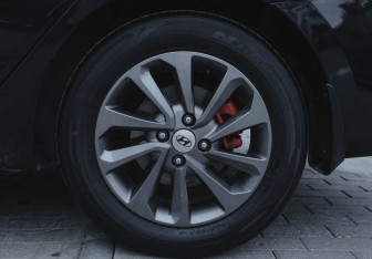 Подержанный автомобиль Hyundai Solaris Sedan 2015 года (14 фото)