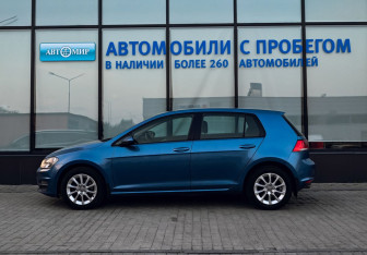 Подержанный автомобиль Volkswagen Golf Hatchback 2013 года (2 фото)