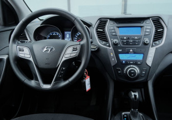 Подержанный автомобиль Hyundai Santa Fe 2013 года (10 фото)