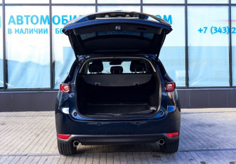 Подержанный автомобиль Mazda CX-5 2017 года (20 фото)