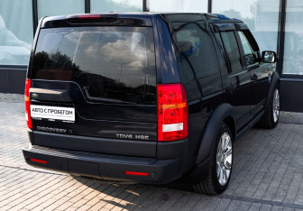 Подержанный автомобиль Land Rover Discovery 2008 года (5 фото)