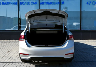 Подержанный автомобиль Hyundai Solaris Sedan 2018 года (20 фото)