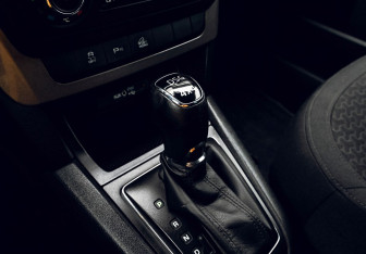 Подержанный автомобиль Skoda Yeti 2016 года (10 фото)