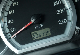 Подержанный автомобиль Chevrolet Lacetti Sedan 2006 года (15 фото)