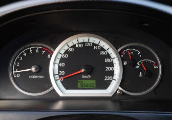 Подержанный автомобиль Chevrolet Lacetti Wagon 2011 года (17 фото)