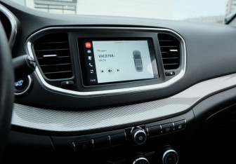 Подержанный автомобиль LADA (ВАЗ) Vesta Sedan 2023 года (12 фото)