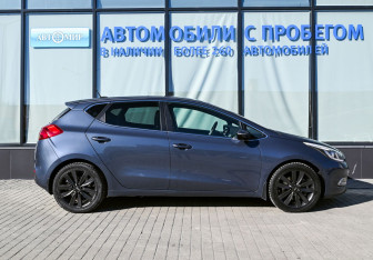 Подержанный автомобиль Kia Ceed Hatchback 2015 года (6 фото)