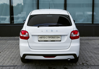 Подержанный автомобиль LADA (ВАЗ) Granta Hatchback 2019 года (4 фото)