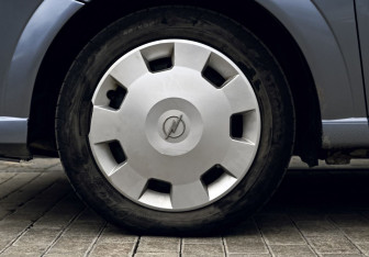 Подержанный автомобиль Opel Meriva 2007 года (20 фото)