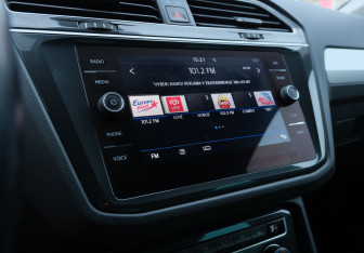 Подержанный автомобиль Volkswagen Tiguan 2018 года (14 фото)