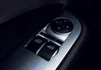 Подержанный автомобиль Ford Focus Hatchback 2011 года (12 фото)