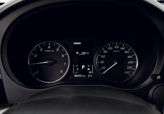 Подержанный автомобиль Mitsubishi Outlander 2013 года (11 фото)