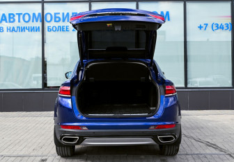 Подержанный автомобиль Geely Tugella 2021 года (20 фото)