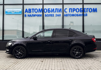 Подержанный автомобиль Skoda Octavia Liftback 2020 года (2 фото)