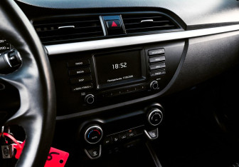 Подержанный автомобиль Kia Rio Sedan 2020 года (11 фото)