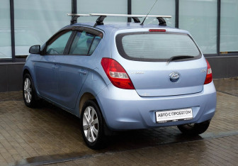 Подержанный автомобиль Hyundai i20 2010 года (3 фото)