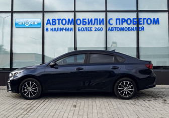 Подержанный автомобиль Kia Cerato Sedan 2021 года (2 фото)