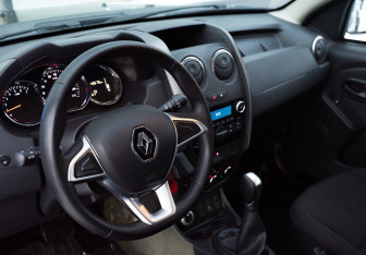 Подержанный автомобиль Renault Duster 2019 года (10 фото)