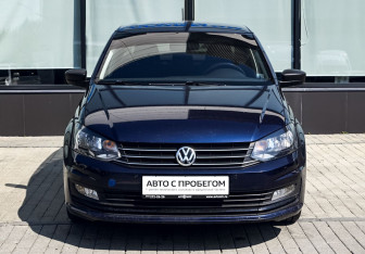 Подержанный автомобиль Volkswagen Polo Sedan 2016 года (8 фото)