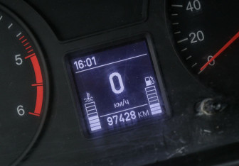 Подержанный автомобиль УАЗ Patriot 2017 года (15 фото)