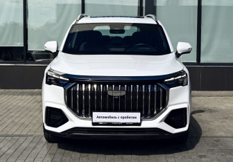 Подержанный автомобиль Geely Okavango 2024 года (8 фото)