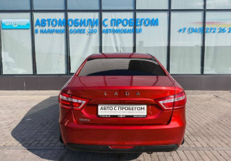 Подержанный автомобиль LADA (ВАЗ) Vesta Sedan 2017 года (4 фото)