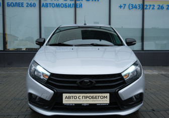 Подержанный автомобиль LADA (ВАЗ) Vesta Sedan 2018 года (8 фото)