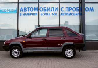 Подержанный автомобиль ИЖ 2126 «Ода» 2004 года (2 фото)