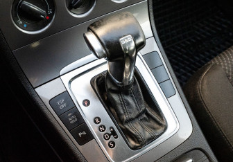 Подержанный автомобиль Volkswagen Passat Wagon 2008 года (13 фото)