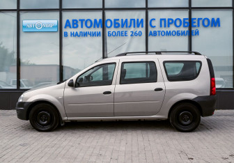Подержанный автомобиль LADA (ВАЗ) Largus Wagon 2018 года (2 фото)