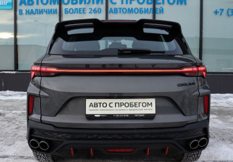 Подержанный автомобиль Geely Coolray 2024 года (4 фото)