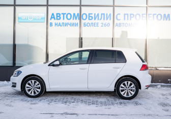 Подержанный автомобиль Volkswagen Golf Hatchback 2015 года (2 фото)