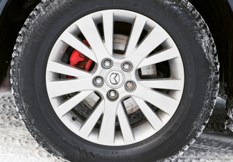 Подержанный автомобиль Mazda CX-5 2012 года (21 фото)