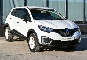 Подержанный автомобиль Renault Kaptur 2019 года (7 фото)