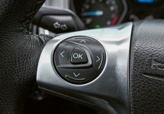 Подержанный автомобиль Ford Focus Sedan 2012 года (13 фото)