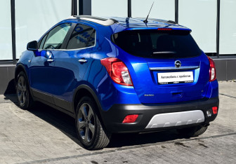 Подержанный автомобиль Opel Mokka 2013 года (3 фото)
