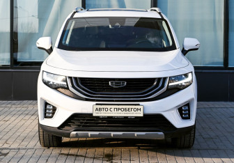 Подержанный автомобиль Geely Okavango 2022 года (9 фото)