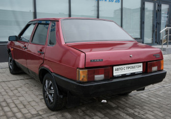 Подержанный автомобиль LADA (ВАЗ) 21099 1997 года (3 фото)