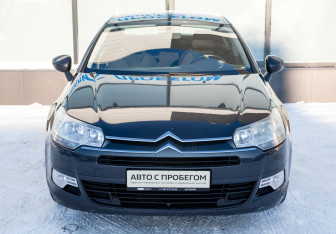 Подержанный автомобиль Citroen C5 Sedan 2009 года (8 фото)
