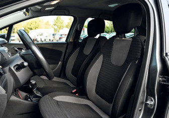 Подержанный автомобиль Renault Kaptur 2017 года (17 фото)