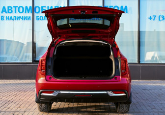 Подержанный автомобиль Haval Jolion 2021 года (20 фото)