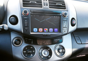 Подержанный автомобиль Toyota RAV4 2007 года (14 фото)