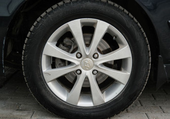 Подержанный автомобиль Hyundai Sonata 2008 года (21 фото)